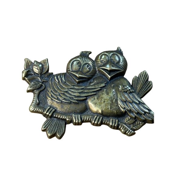 Vintage Solid Brass Lovebird Wall Hanging Decor 4.5" Wide Rustic Romantic Design - Picture 1 of 7